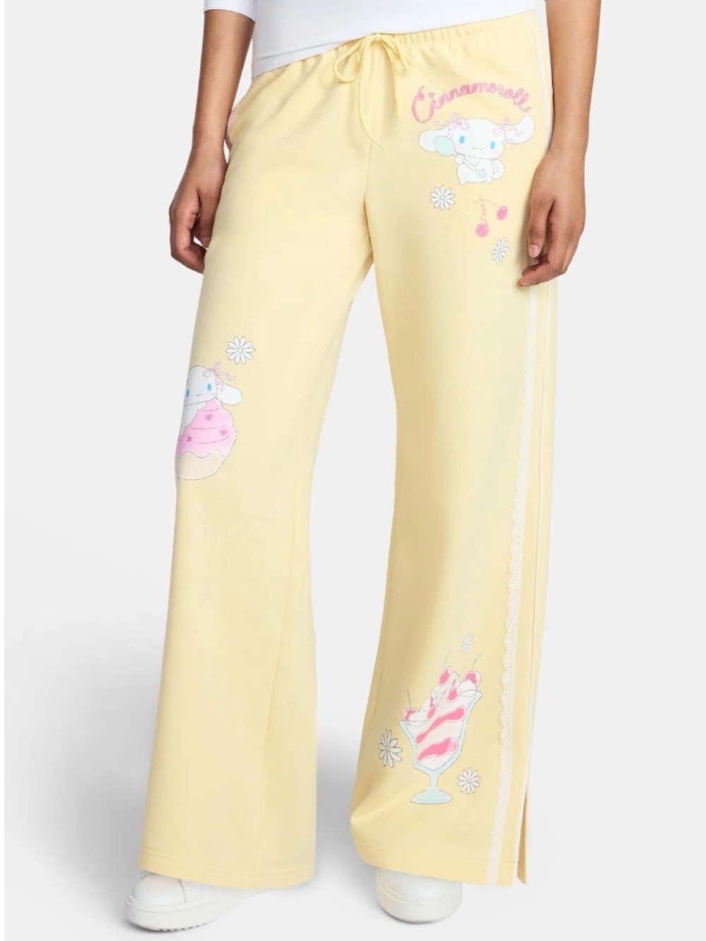 Cinnamoroll Women Wide-Leg Sweatpants